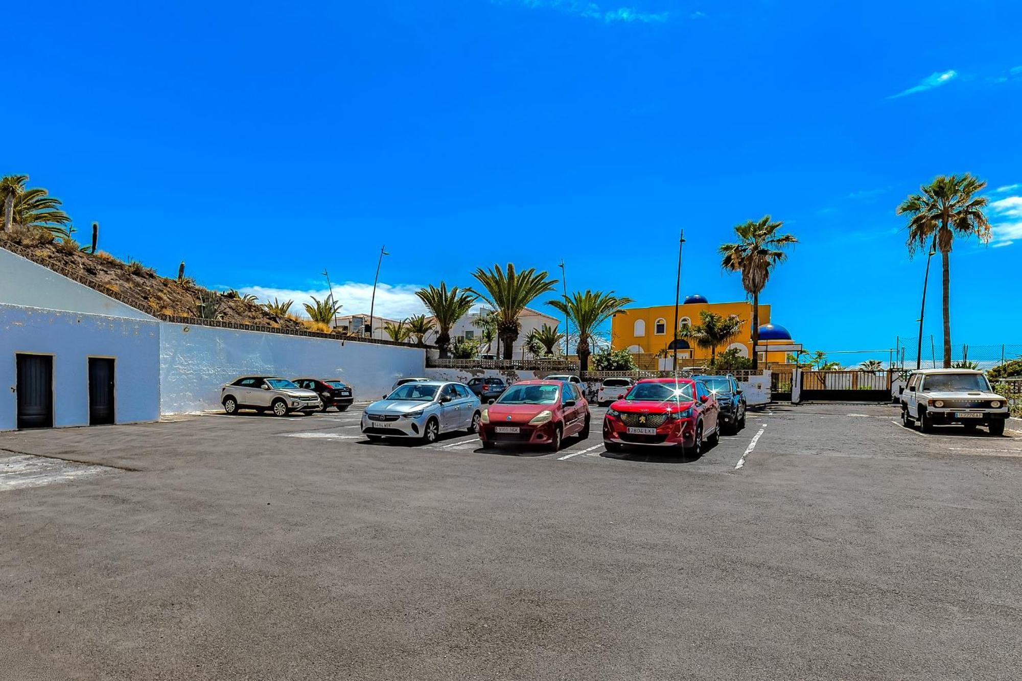 Newly Renovated Studio 2 Min From Playa La Arena Puerto de Santiago  Exteriör bild